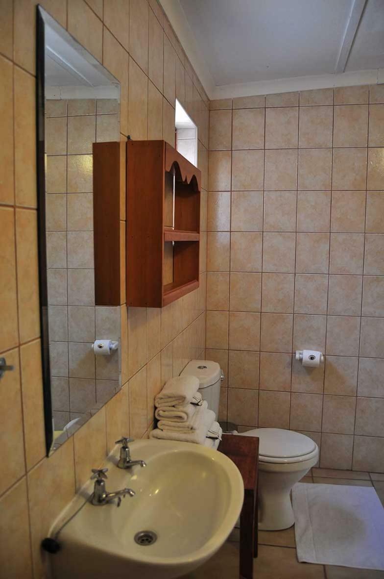 Obelix Guesthouse Luderitz Bagian luar foto